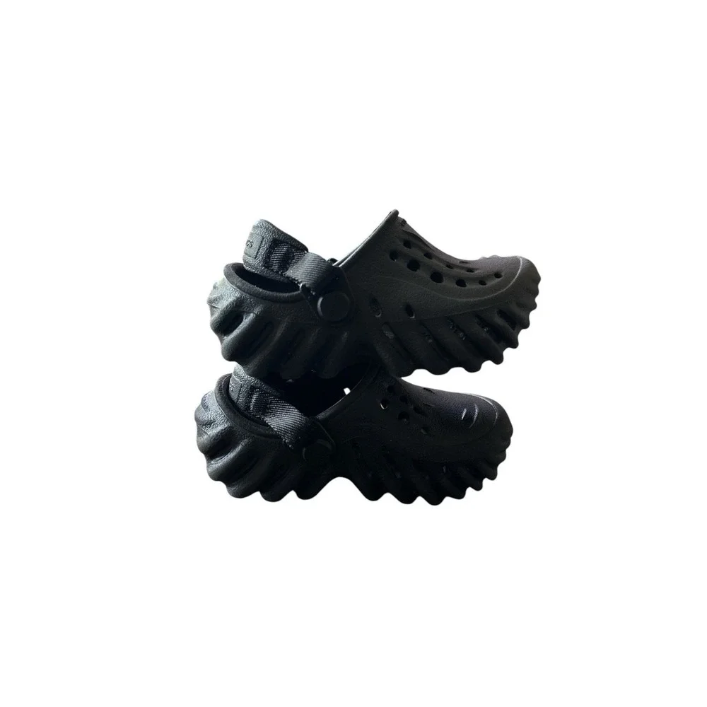 Black Crocs Child's Size 6 Echo Clog Sandals w/Adjustable Turbo Heel Strap